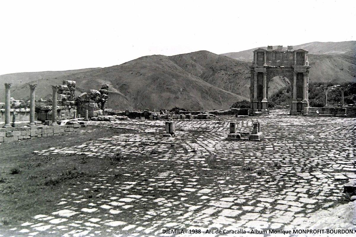 1- Djemila 1938. Arc de Caracalla (5).JPG